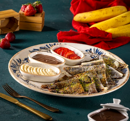 ÇİKOLATALI MEYVELİ GÖZLEME